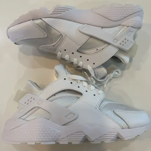 Men’s size Size 10- Nike Air Huarache Triple White Brand new